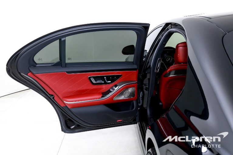 Used-2023-Mercedes-Benz-S-Class-S-580-4MATIC
