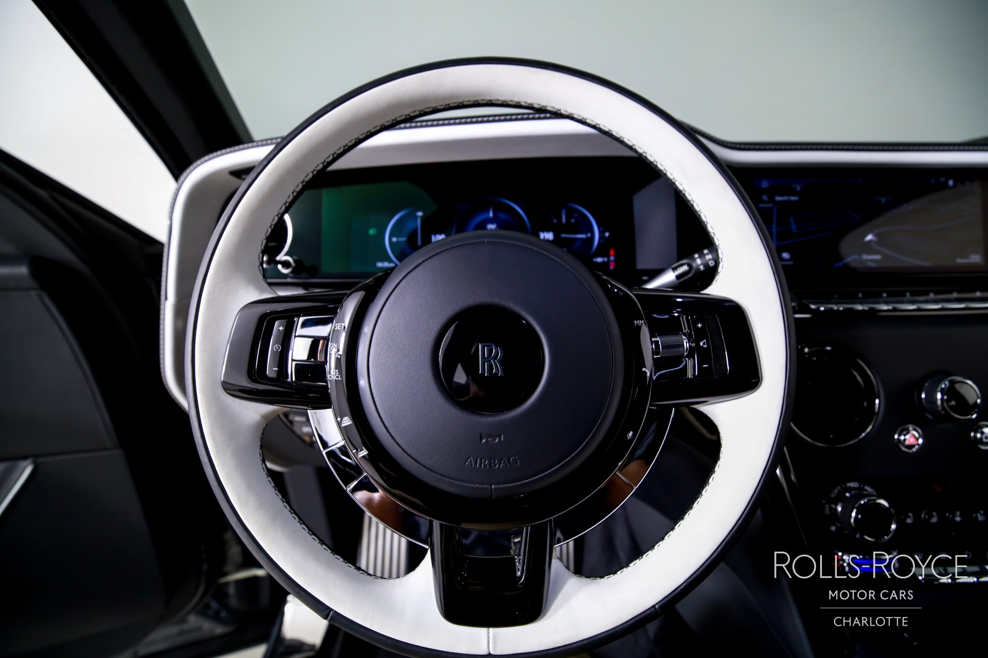 New 2025 Rolls-Royce Black Badge Cullinan | Charlotte, NC