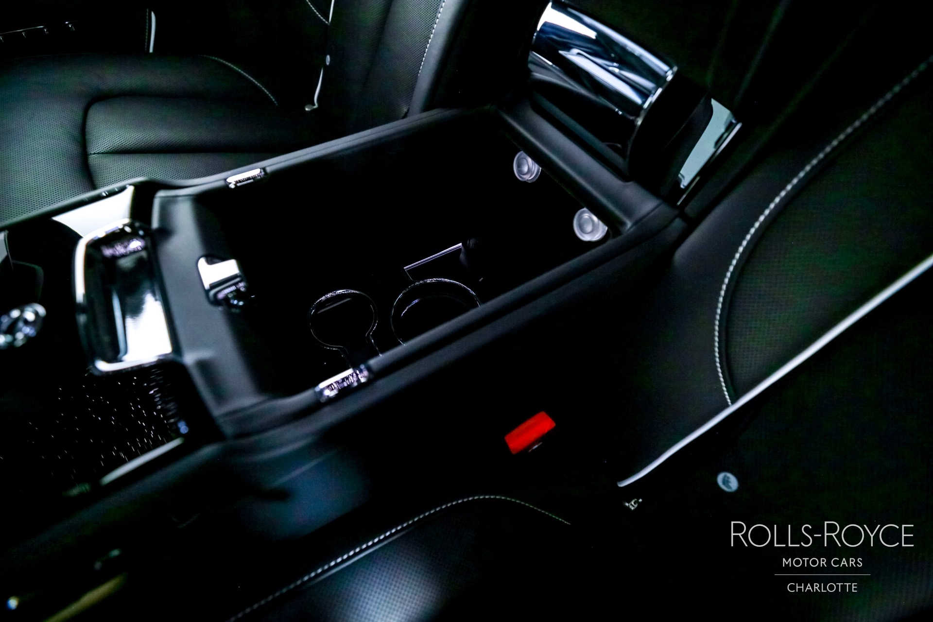 New 2025 Rolls-Royce Black Badge Cullinan | Charlotte, NC