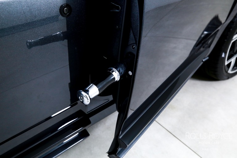 New-2025-Rolls-Royce-Black-Badge-Cullinan