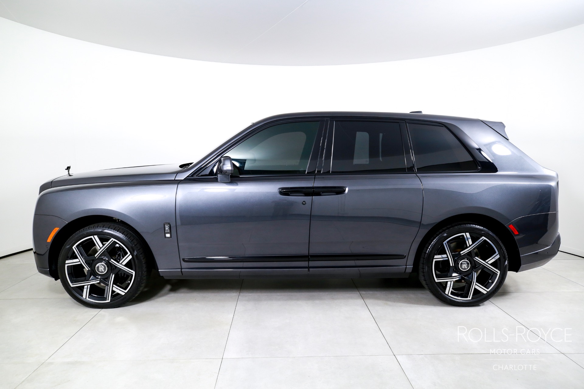 New 2025 Rolls-Royce Black Badge Cullinan | Charlotte, NC