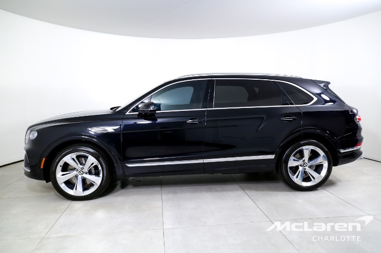 Used-2023-Bentley-Bentayga-EWB-V8