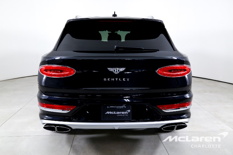 Used-2023-Bentley-Bentayga-EWB-V8