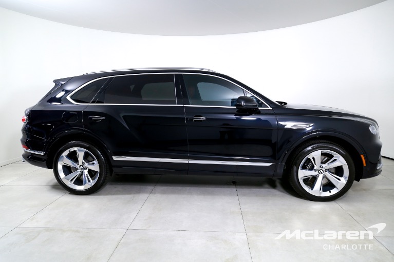 Used-2023-Bentley-Bentayga-EWB-V8