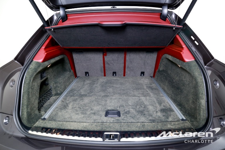 Used-2023-Bentley-Bentayga-EWB-V8