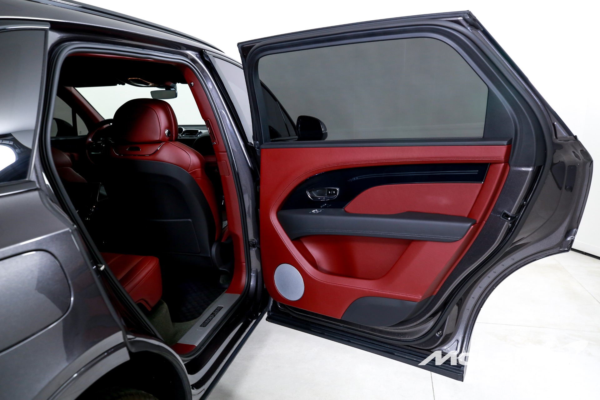 Used 2023 Bentley Bentayga EWB V8 | Charlotte, NC