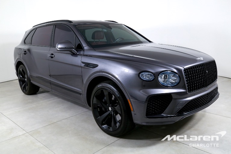 Used-2023-Bentley-Bentayga-EWB-V8