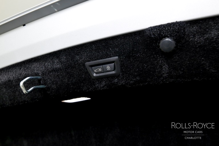 Used-2018-Rolls-Royce-Phantom
