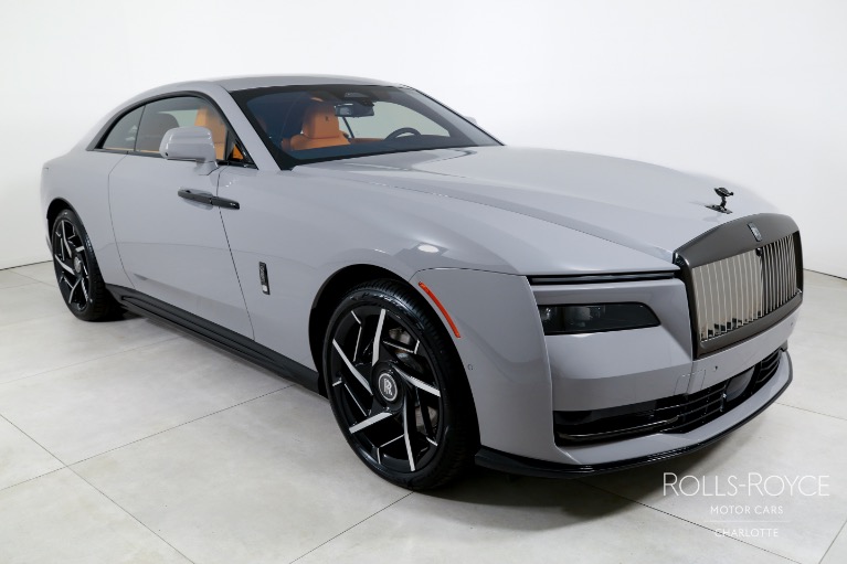 New-2025-Rolls-Royce-Black-Badge-Spectre