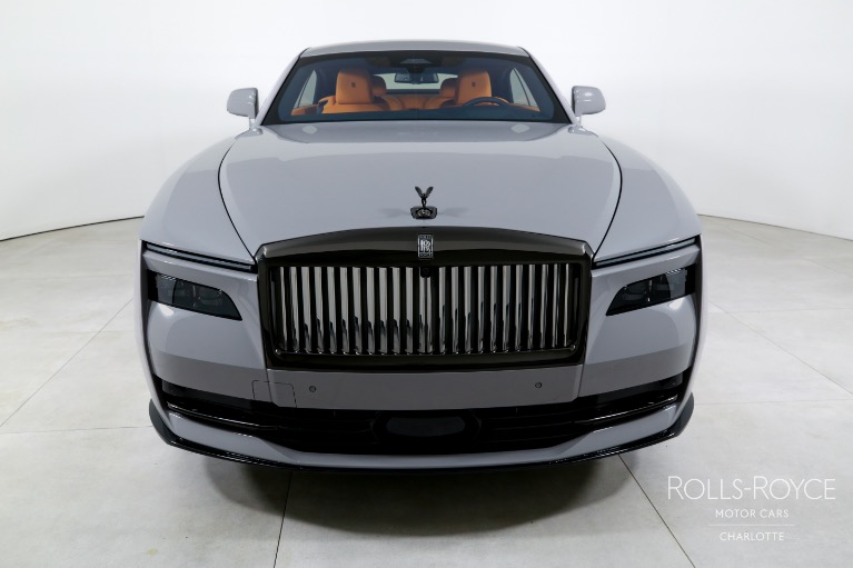 New-2025-Rolls-Royce-Black-Badge-Spectre