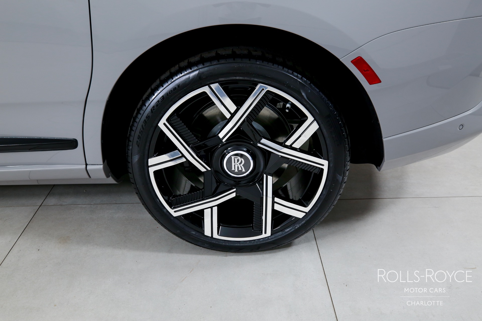 New 2025 Rolls-Royce Black Badge Cullinan | Charlotte, NC