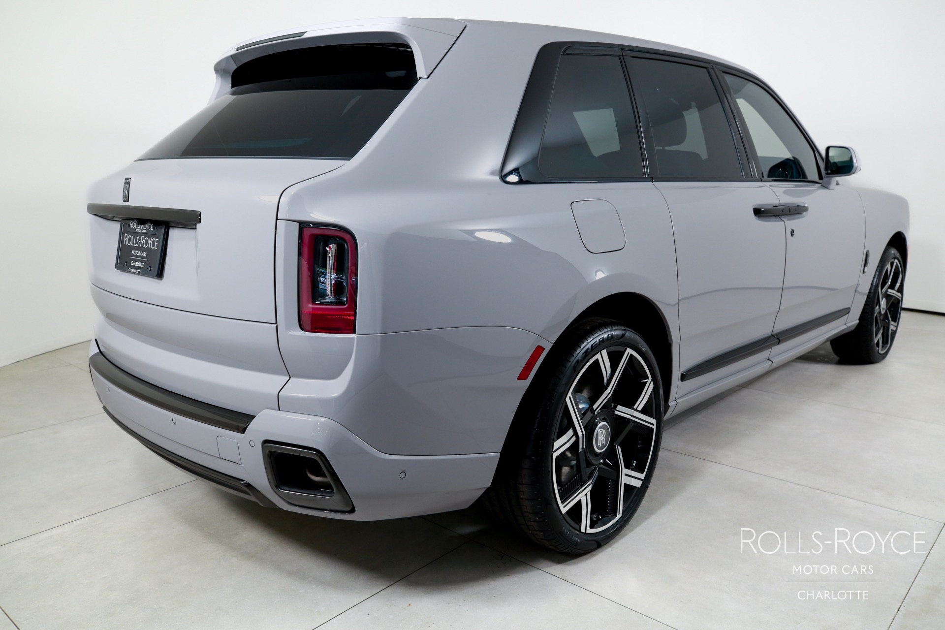 New 2025 Rolls-Royce Black Badge Cullinan | Charlotte, NC