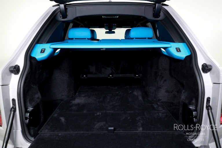 New-2025-Rolls-Royce-Black-Badge-Cullinan