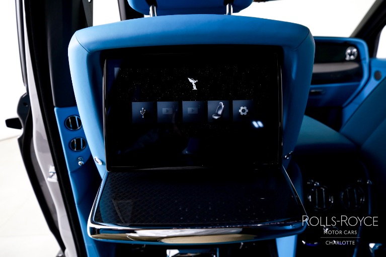 New-2025-Rolls-Royce-Black-Badge-Cullinan