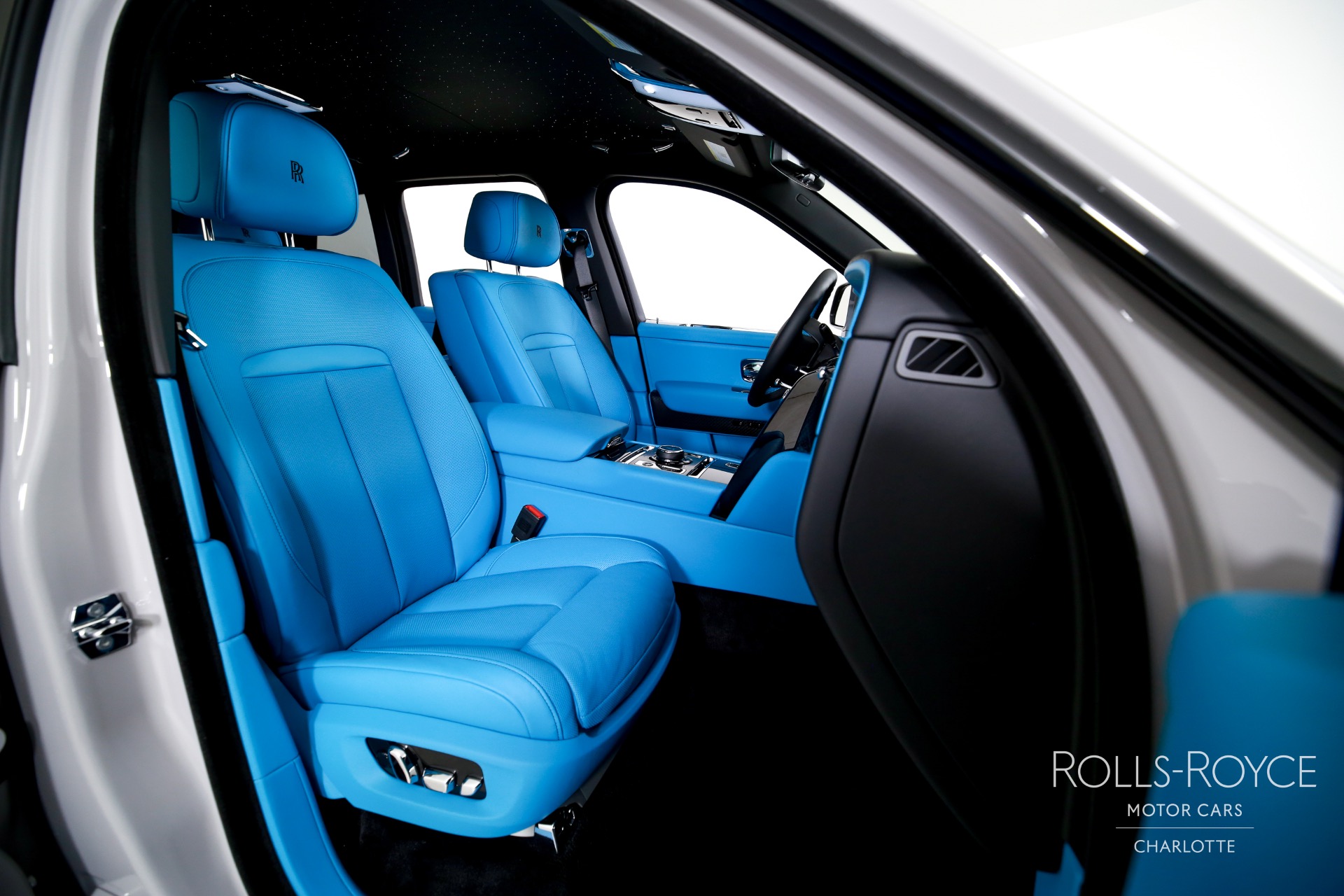 New 2025 Rolls-Royce Black Badge Cullinan | Charlotte, NC