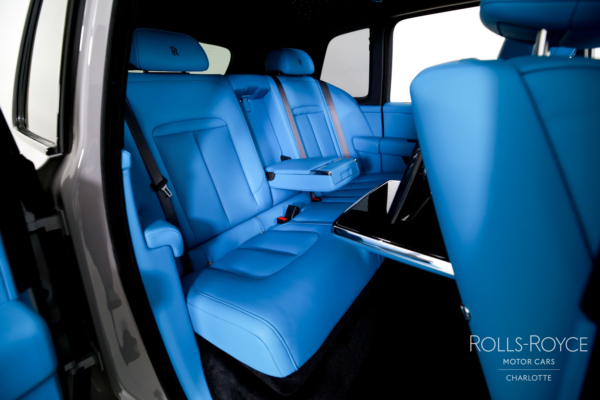 New 2025 Rolls-Royce Black Badge Cullinan | Charlotte, NC