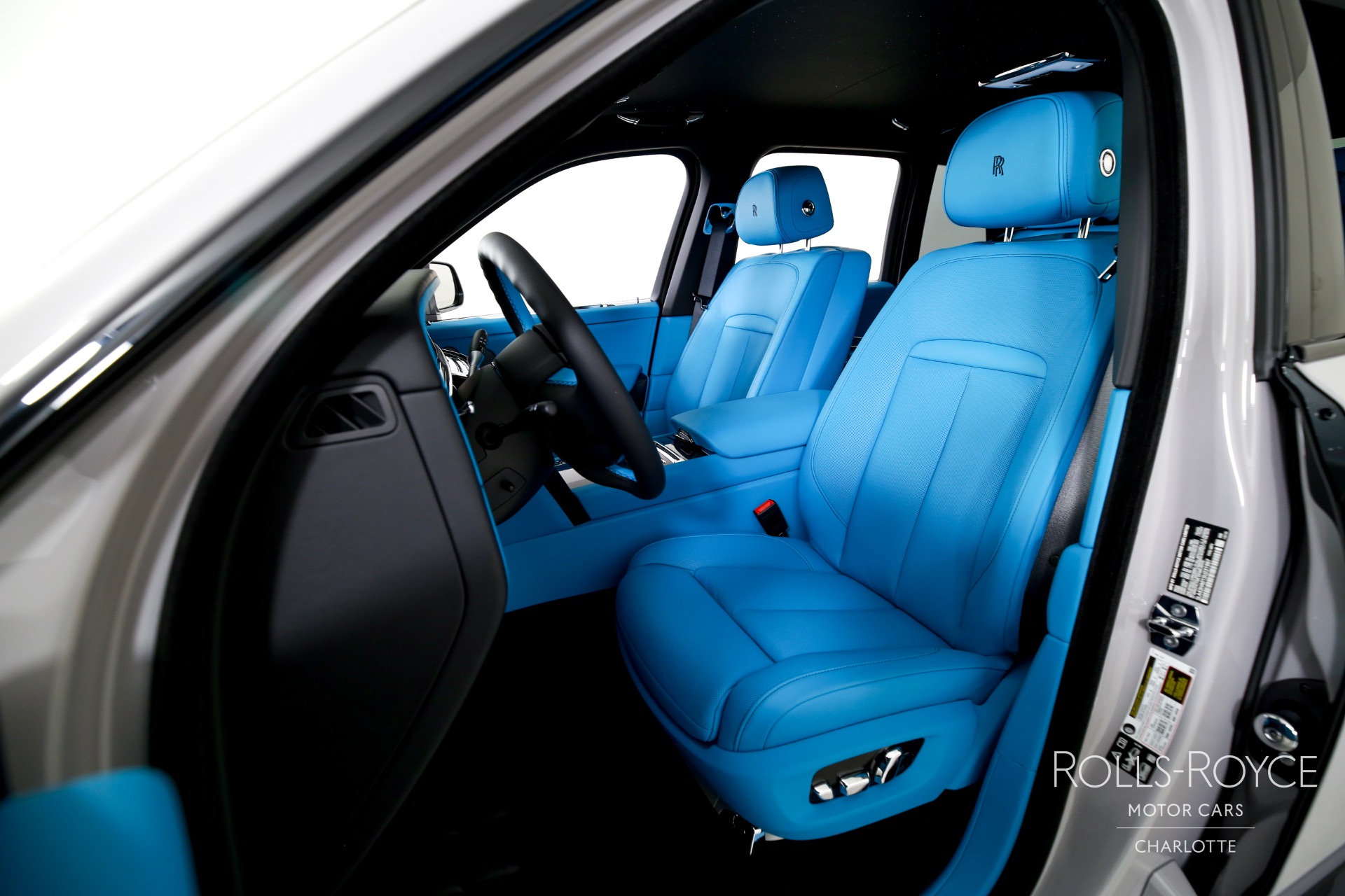 New 2025 Rolls-Royce Black Badge Cullinan | Charlotte, NC