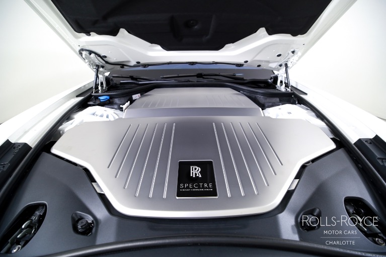 New-2025-Rolls-Royce-Spectre