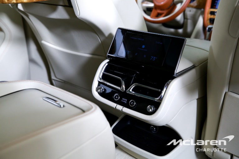 Used-2023-Bentley-Bentayga-EWB-Azure-V8