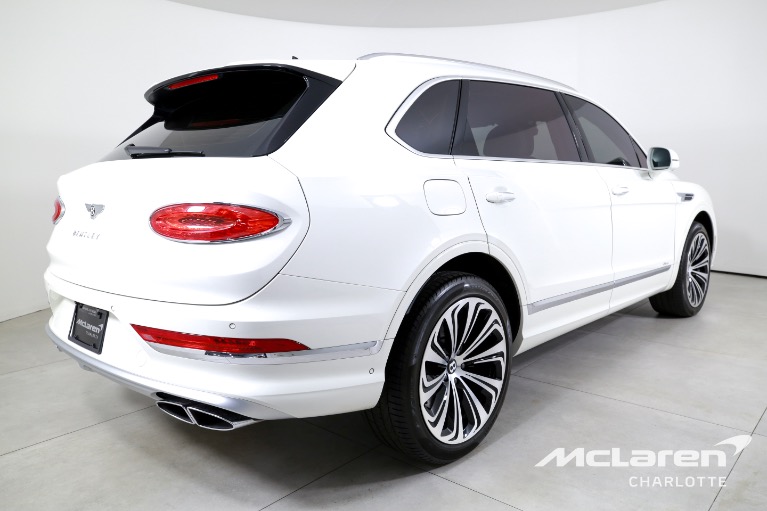 Used-2023-Bentley-Bentayga-EWB-Azure-V8