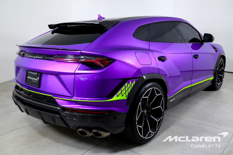 Used-2024-Lamborghini-Urus-Performante