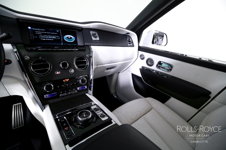 Used-2021-Rolls-Royce-Cullinan