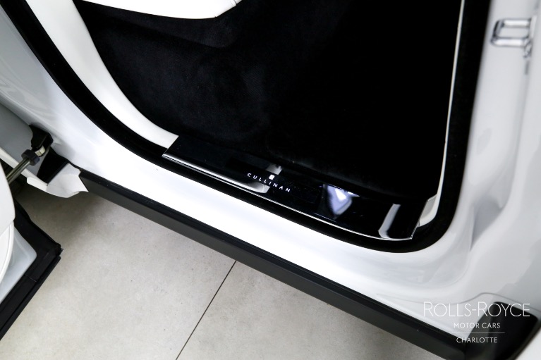 Used-2021-Rolls-Royce-Cullinan