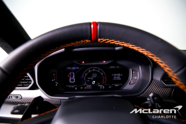 Used-2024-Lamborghini-Urus-Performante
