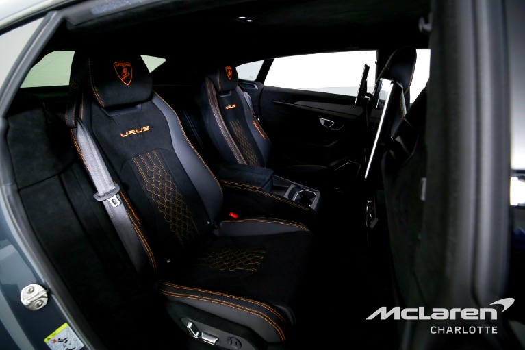 Used-2024-Lamborghini-Urus-Performante
