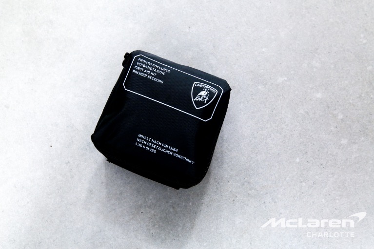 Used-2024-Lamborghini-Urus-Performante