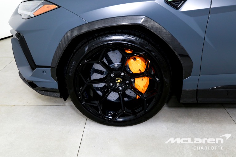 Used-2024-Lamborghini-Urus-Performante