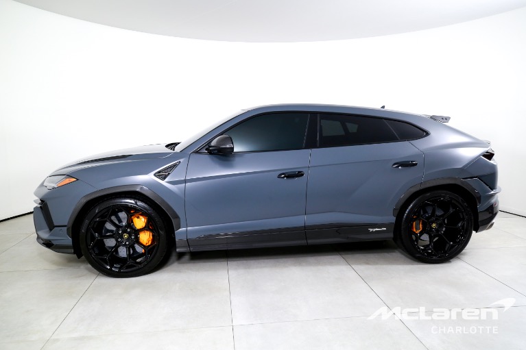 Used-2024-Lamborghini-Urus-Performante