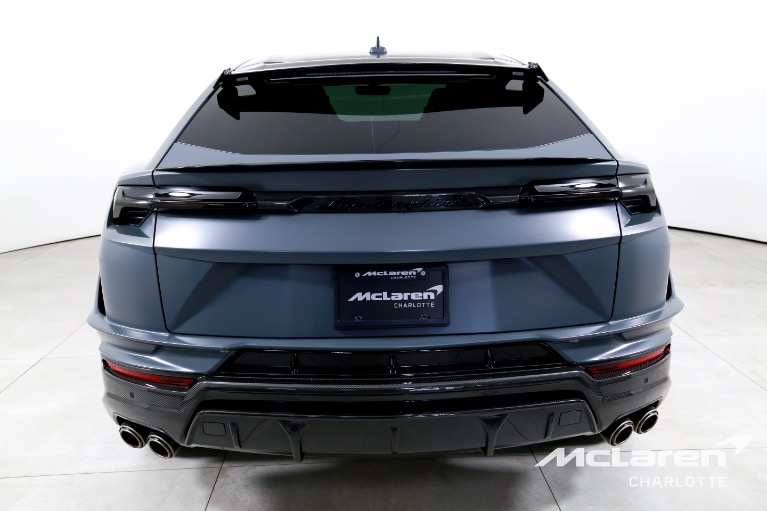 Used-2024-Lamborghini-Urus-Performante