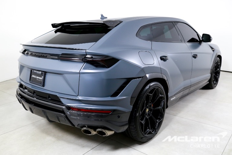 Used-2024-Lamborghini-Urus-Performante