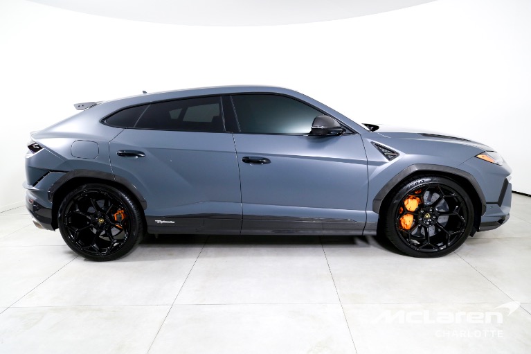 Used-2024-Lamborghini-Urus-Performante