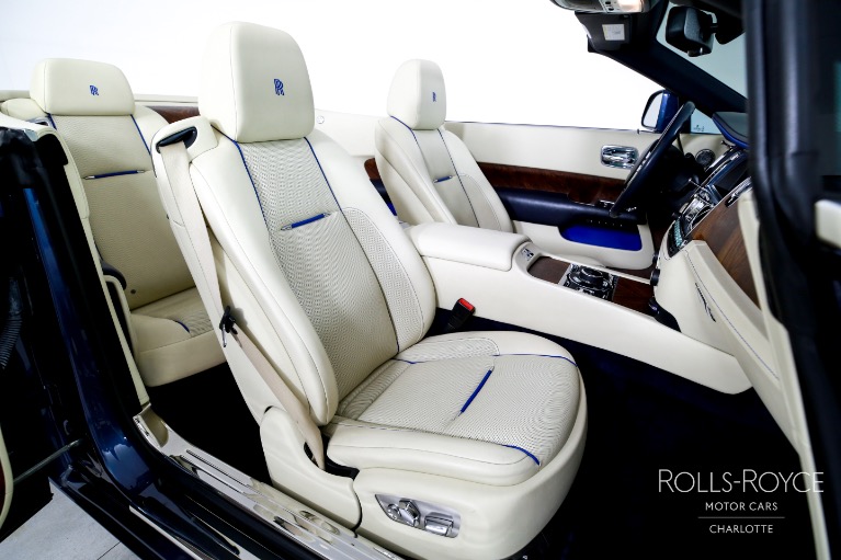 Used-2017-Rolls-Royce-Dawn