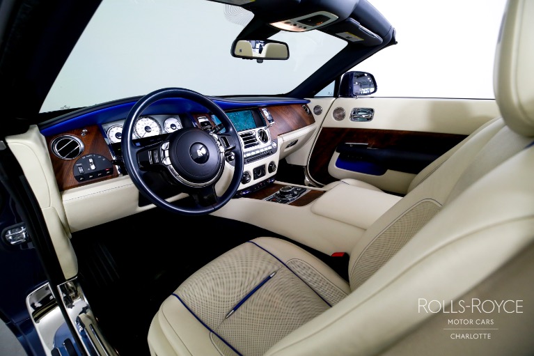 Used-2017-Rolls-Royce-Dawn