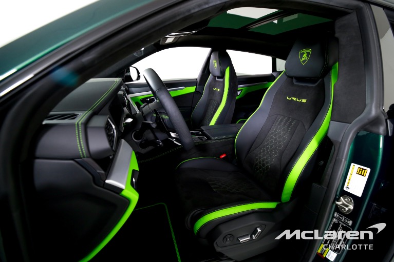 Used-2024-Lamborghini-Urus-S