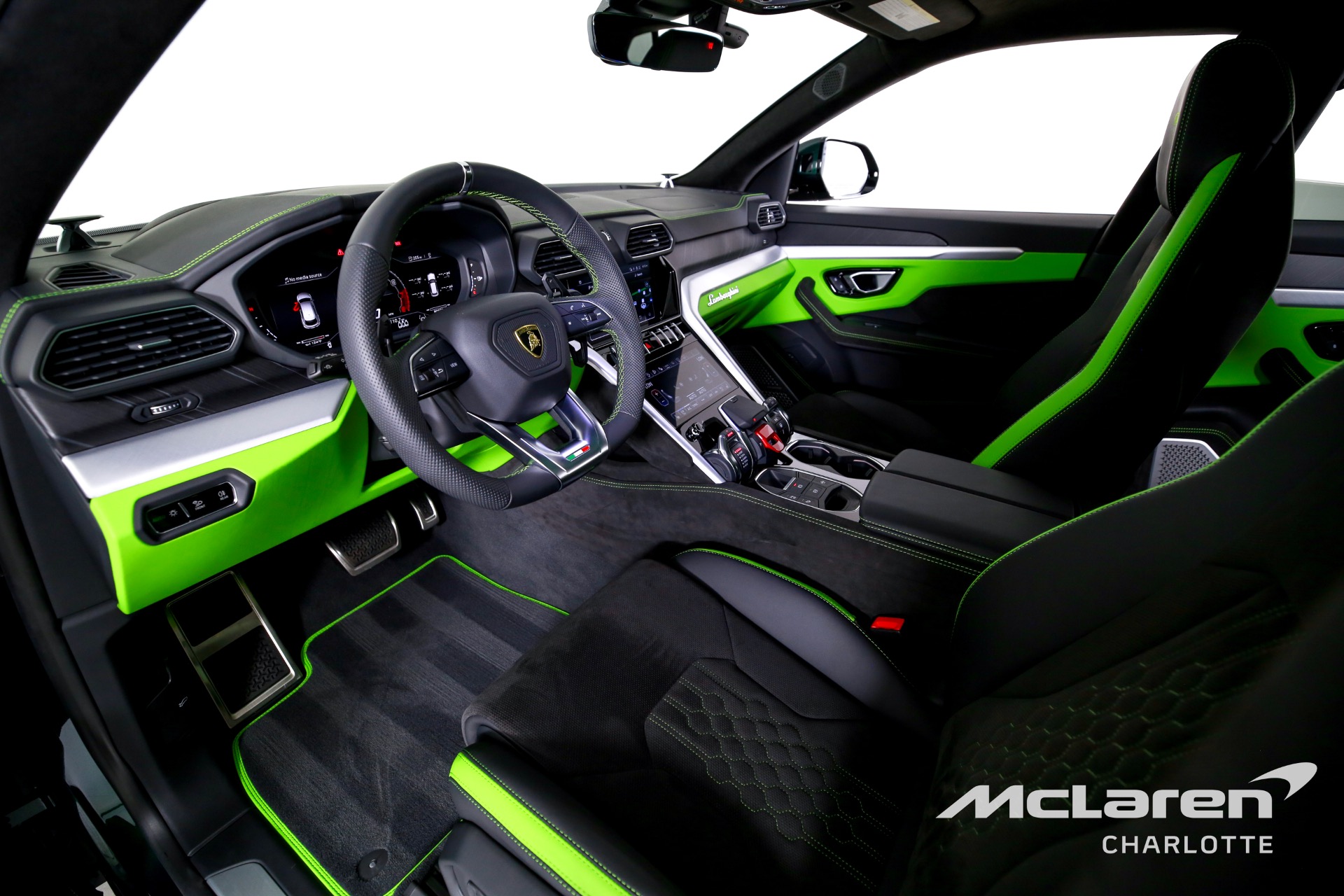Used 2024 Lamborghini Urus S | Charlotte, NC