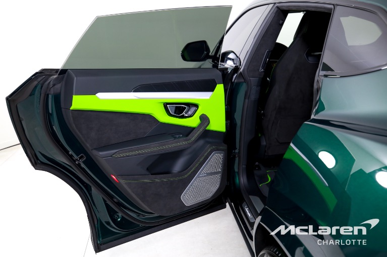 Used-2024-Lamborghini-Urus-S