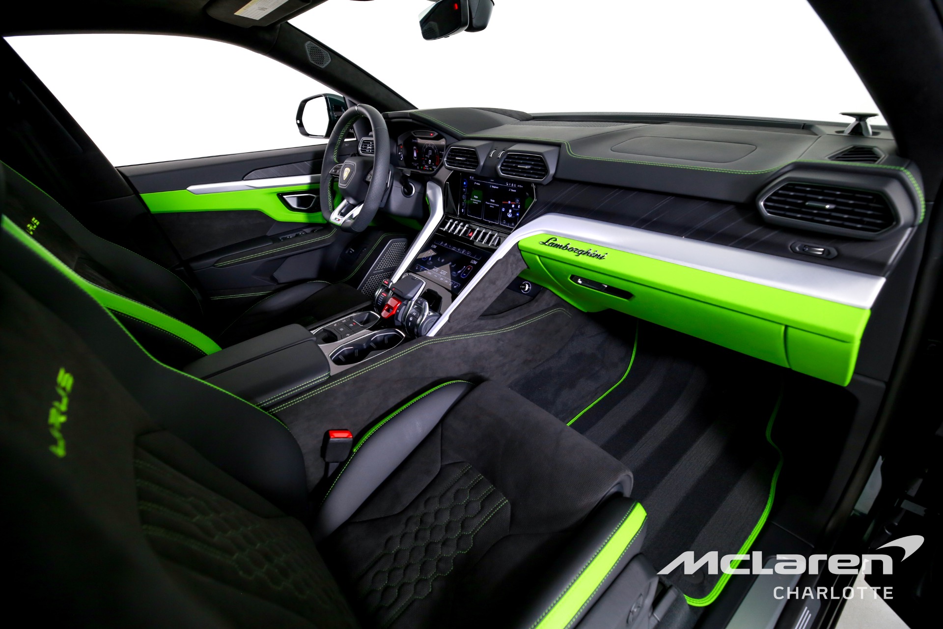 Used 2024 Lamborghini Urus S | Charlotte, NC