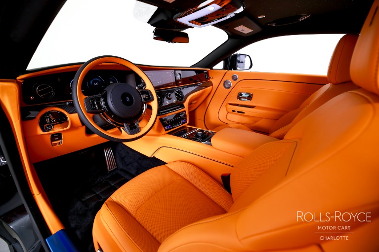 New-2025-Rolls-Royce-Black-Badge-Spectre