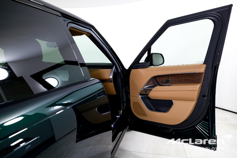 Used-2024-Land-Rover-Range-Rover-P530-SE