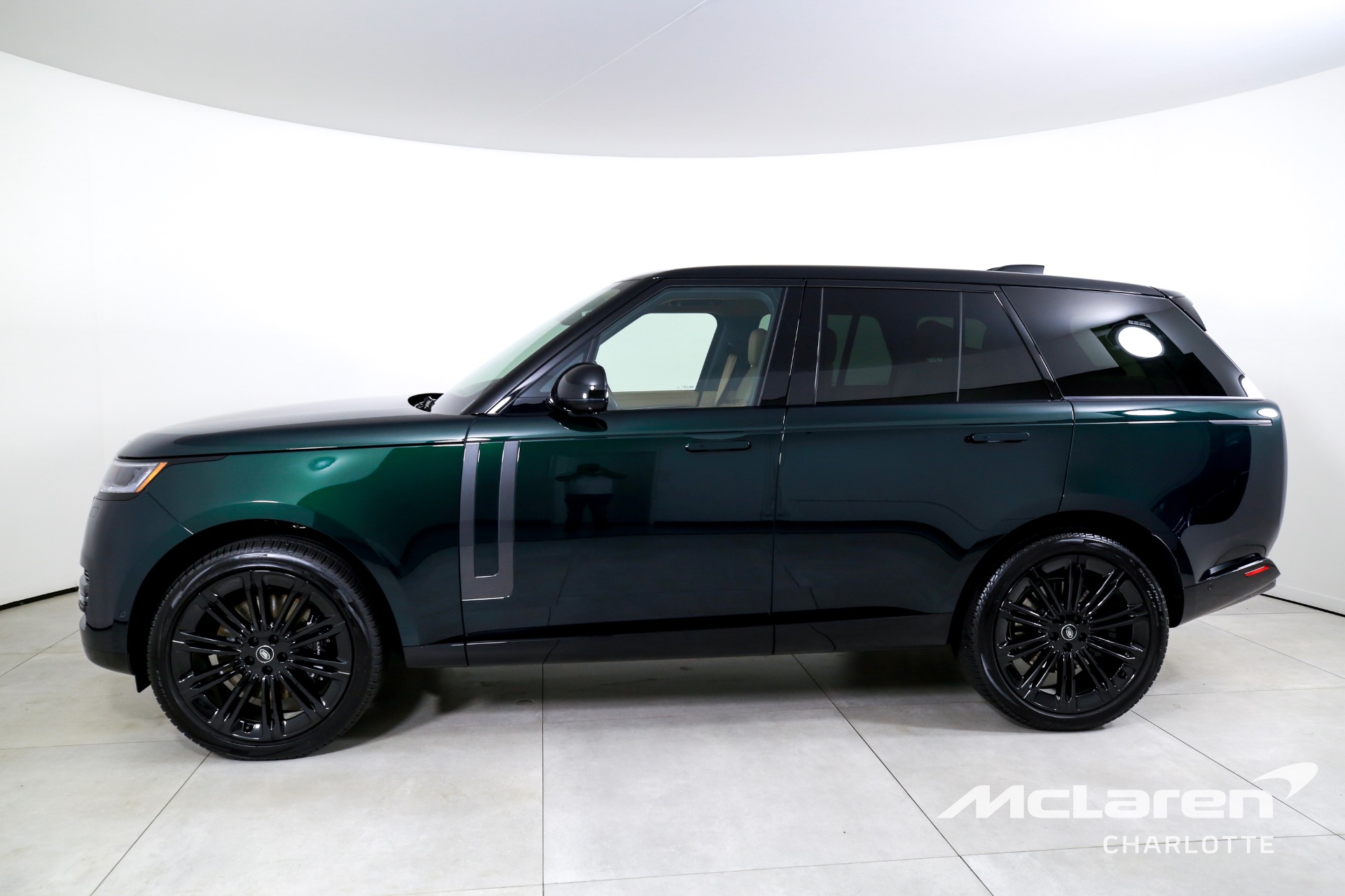 Used 2024 Land Rover Range Rover P530 SE | Charlotte, NC