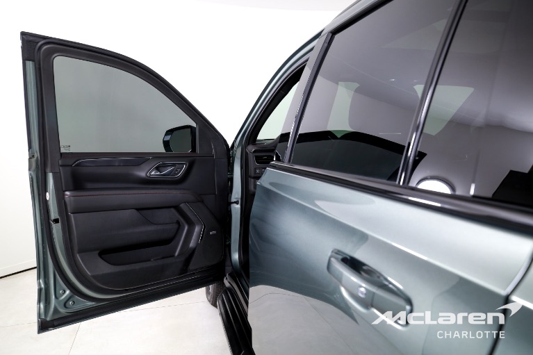 Used-2023-Chevrolet-Suburban-RST