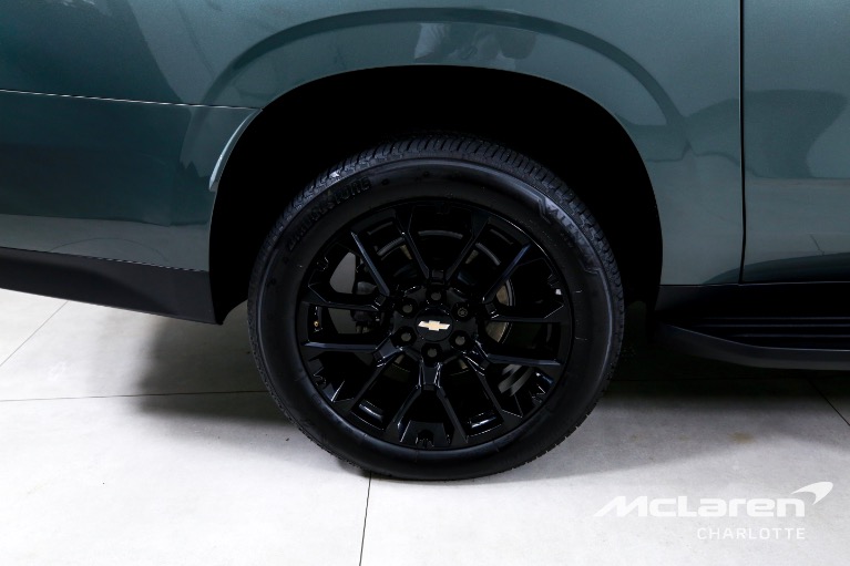 Used-2023-Chevrolet-Suburban-RST
