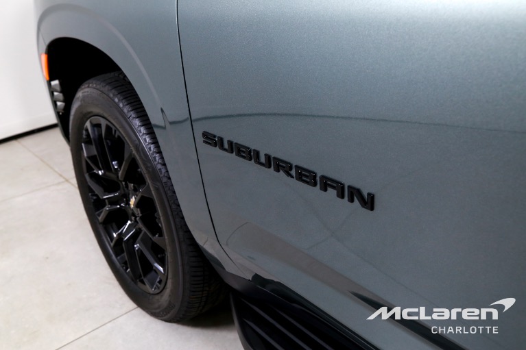 Used-2023-Chevrolet-Suburban-RST