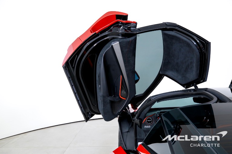 Used-2024-McLaren-750S