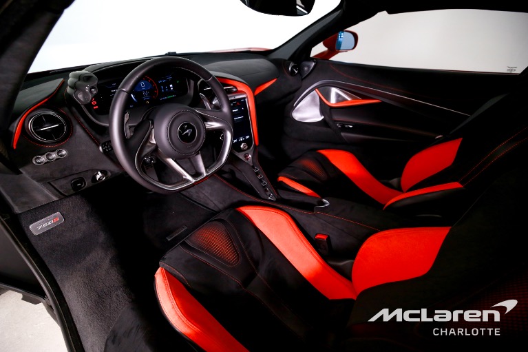 Used-2024-McLaren-750S