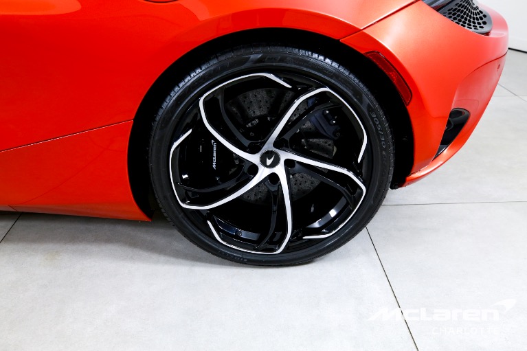 Used-2024-McLaren-750S